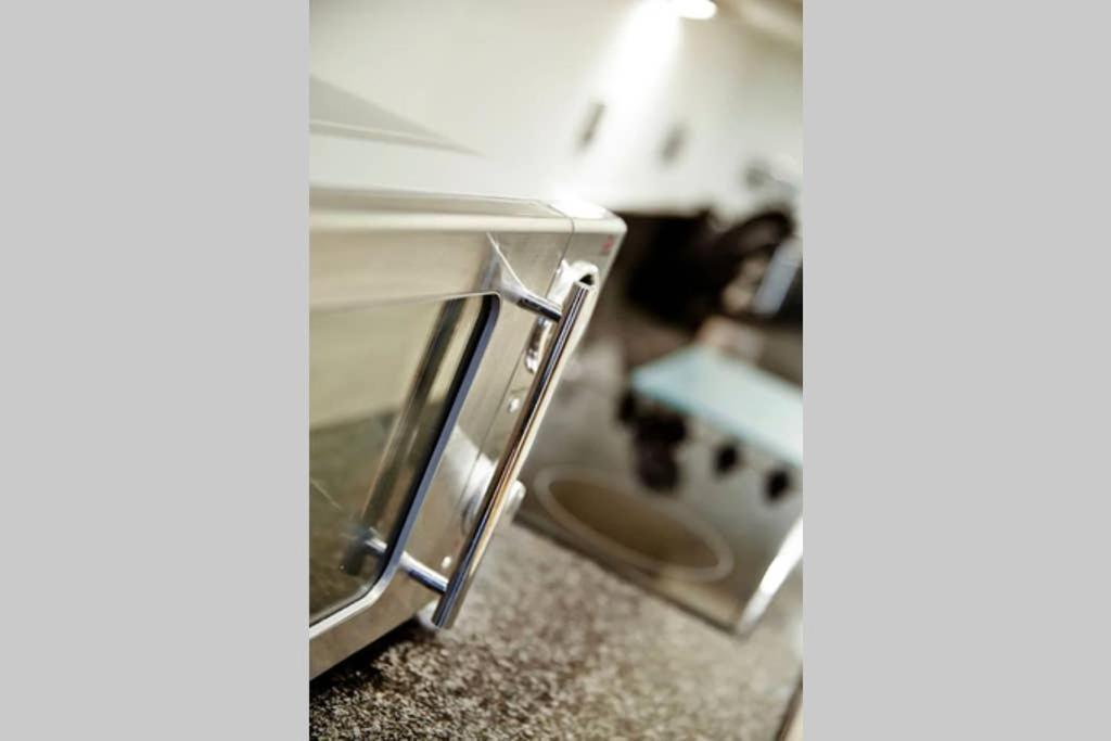 Modern Apartment At Slough Station, London In 18 Mins! Ngoại thất bức ảnh